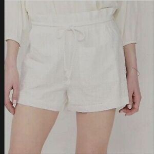 Women's Lc Lauren Conrad Smocked Waist Pull-On Shortie Shorts size M